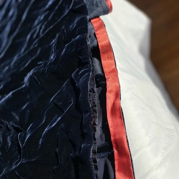 Saks Fifth Avenue Navy Blue Velvet Sequins Dress, Size 6 - Picture 7 of 7